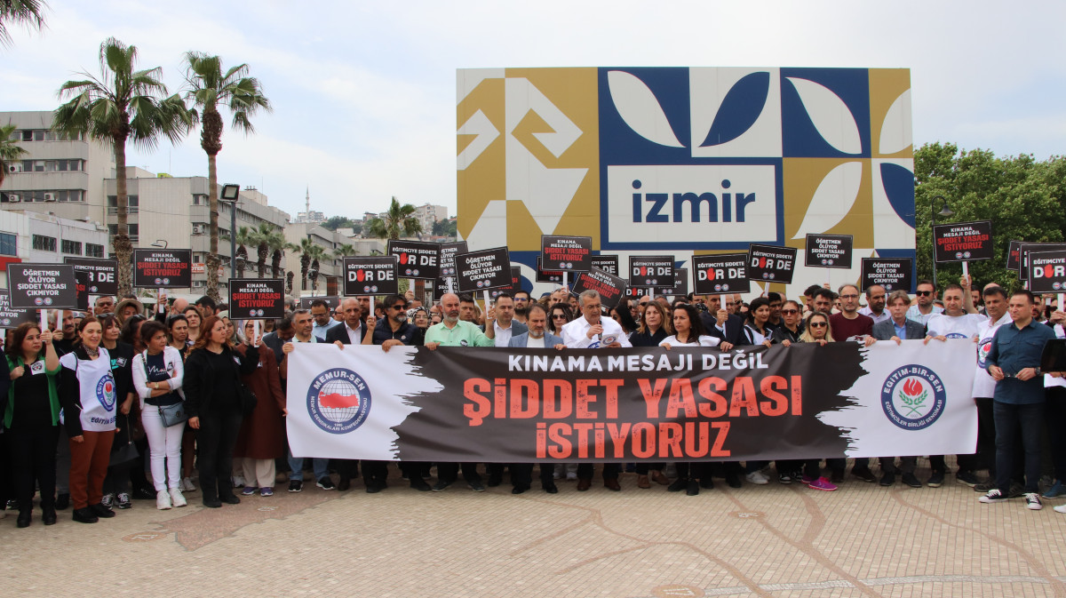 Eğitim-Bir-Sen İzmir 1 No'lu Şube :Eğitimcilere Yönelik Şiddete Hayır 