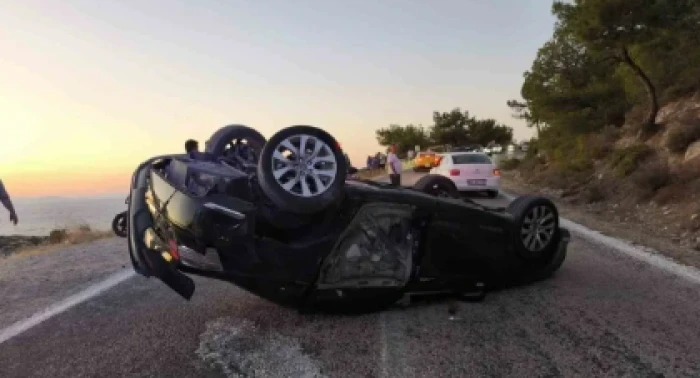 Foça’da alkollü sürücünün neden olduğu kazada 4 yaralı