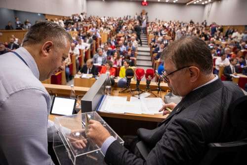 İzmir Büyükşehir Belediyesi Meclisi'nin yeni dönem ilk toplantısı yapıldı