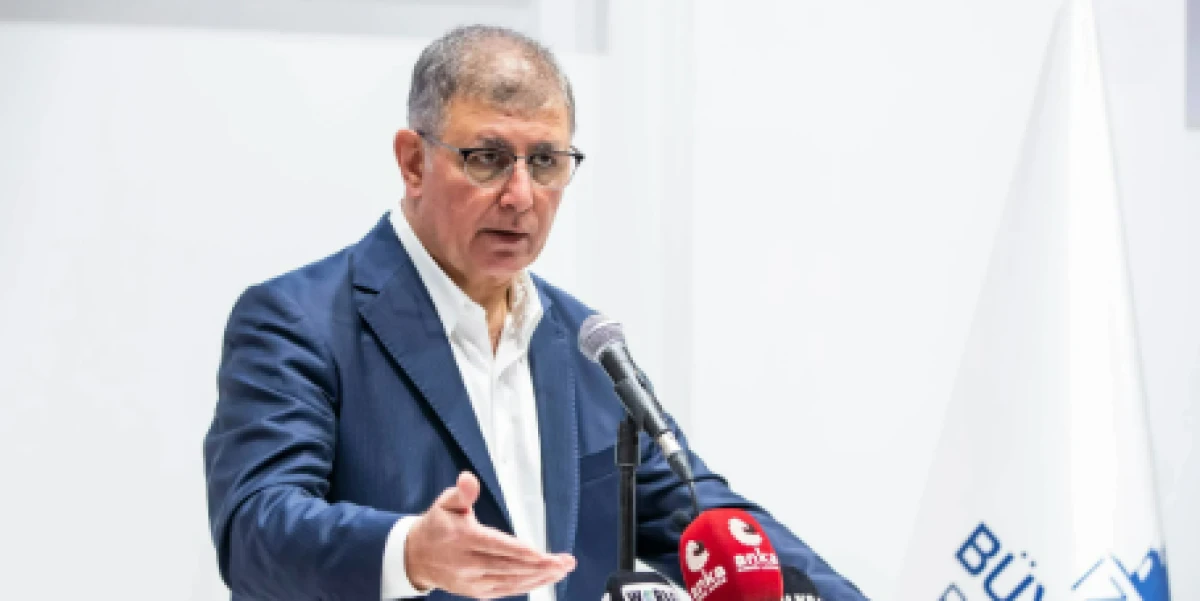 İzmir Büyükşehir'de işten çıkarma krizi: CHP'de tansiyon yükseliyor
