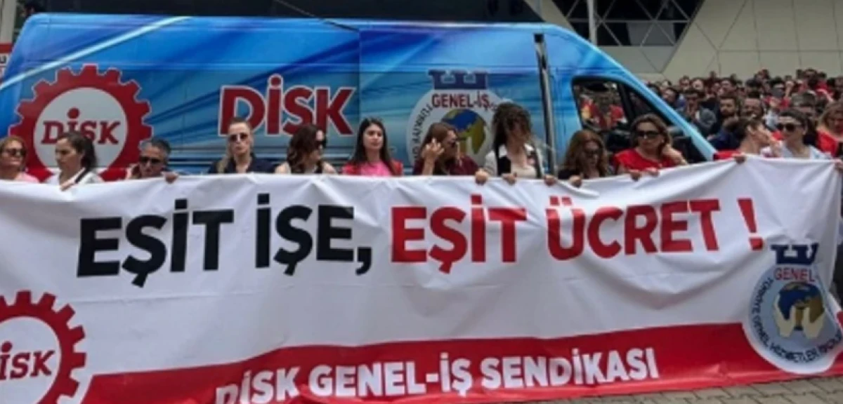 İzmir’de DİSK Krizi Derinleşiyor