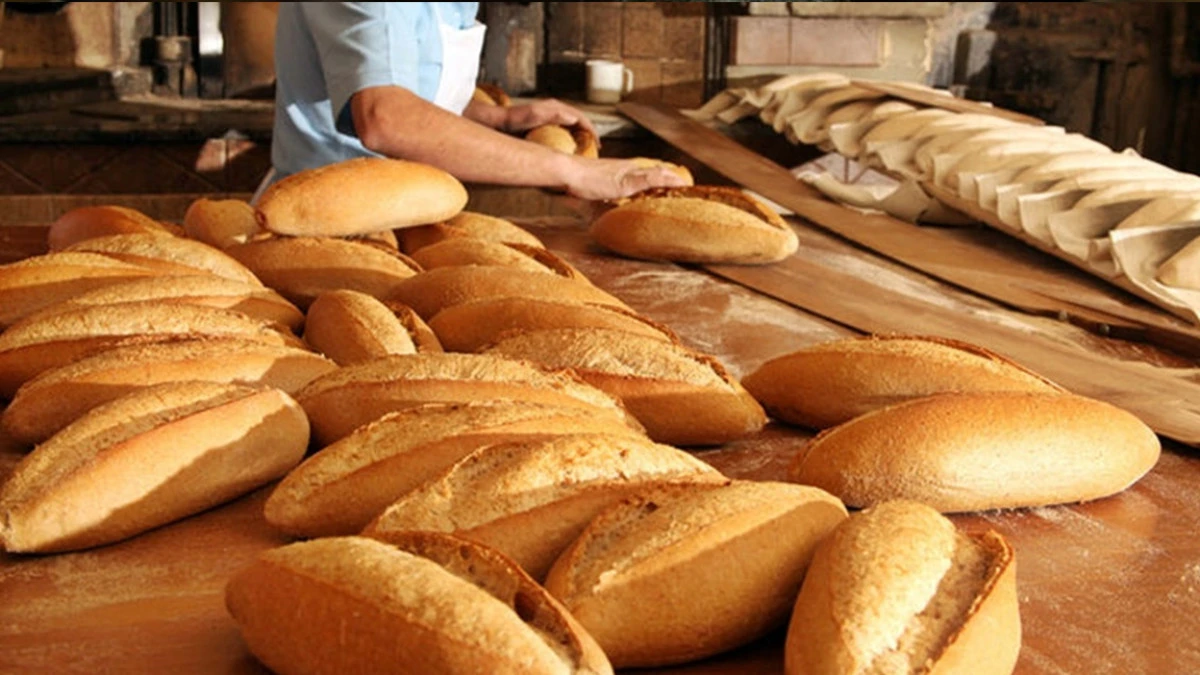 İzmir’de ekmeğe zam: 200 gram ekmek 15 TL oldu