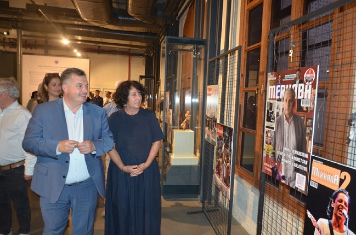 İzmir’de “Fifty” Sergisi Açıldı: Merhaba Dergisi 50. Sayısını Kutladı