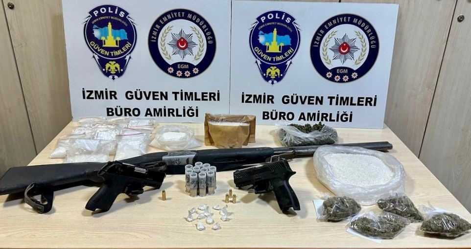 İzmir’de Güven Timleri’nden uyuşturucu baskını