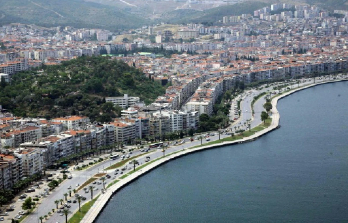 İzmir’de Kiralar Yükseliyor, Vatandaş Konut Politikası İstiyor
