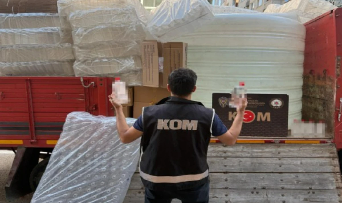 İzmir'de Sahte İçki Operasyonu: 1 Kişi Tutuklandı
