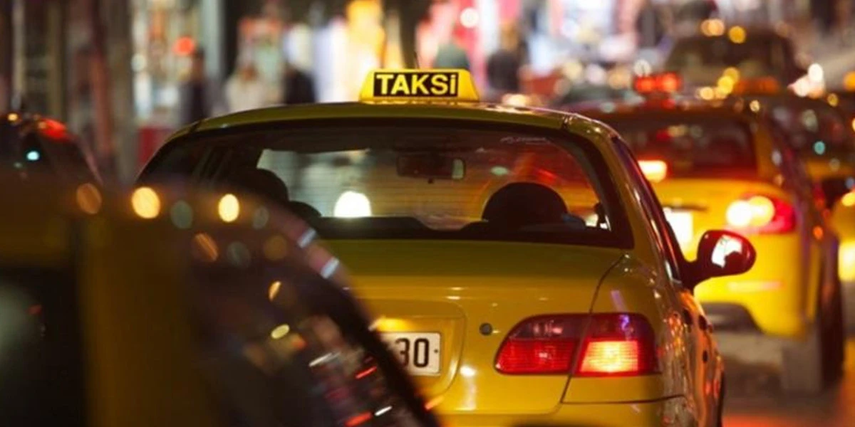 İzmir'de taksici esnafından grev sürecine destek vermeleri istendi