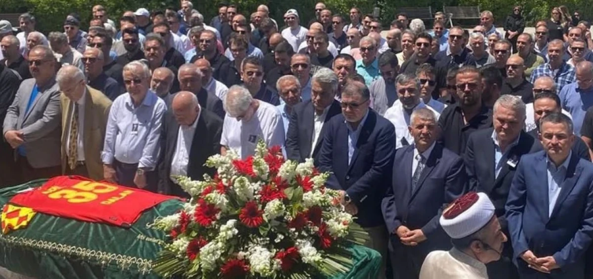 İzmir’in duayen sanayicisi Ömer Adil Dalan son yolculuğuna uğurlandı