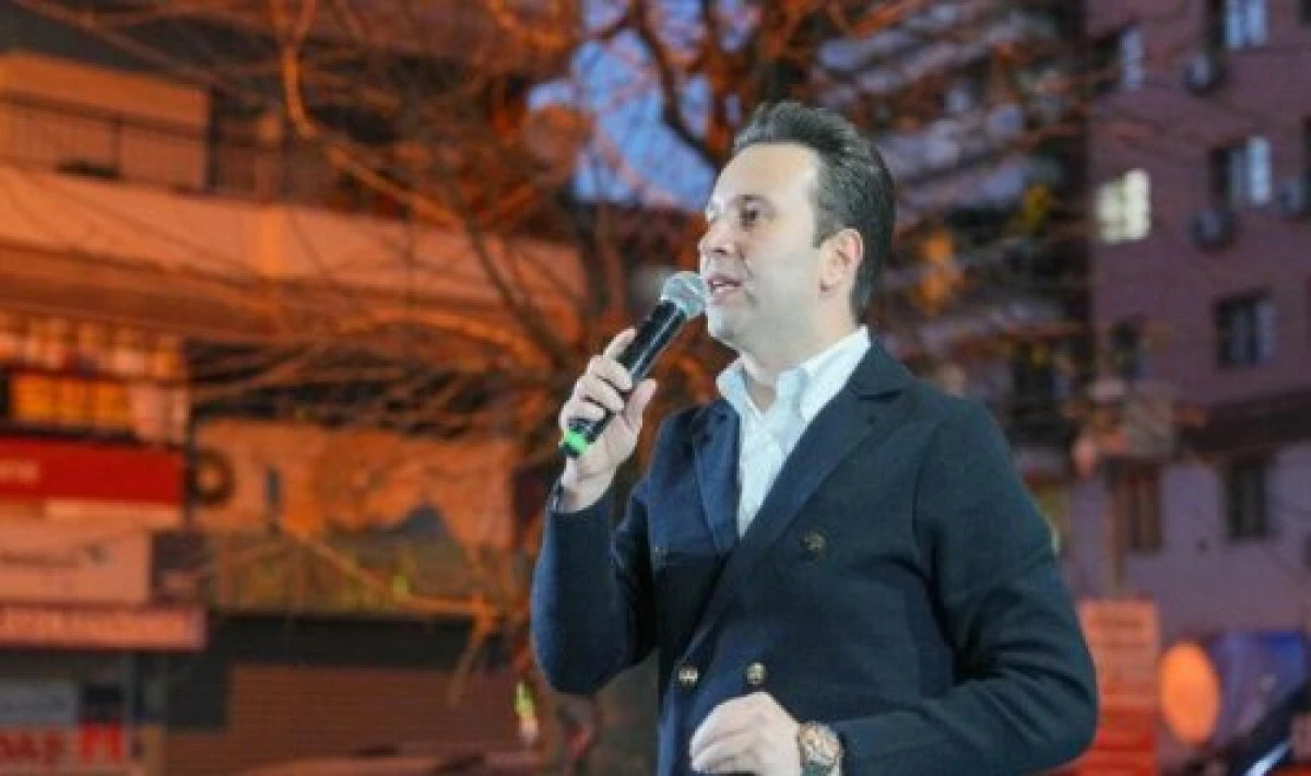 Karşıyaka’da borç tartışması büyüyor: “Madem yapamayacaktınız, neden başkanlığa soyundunuz?”