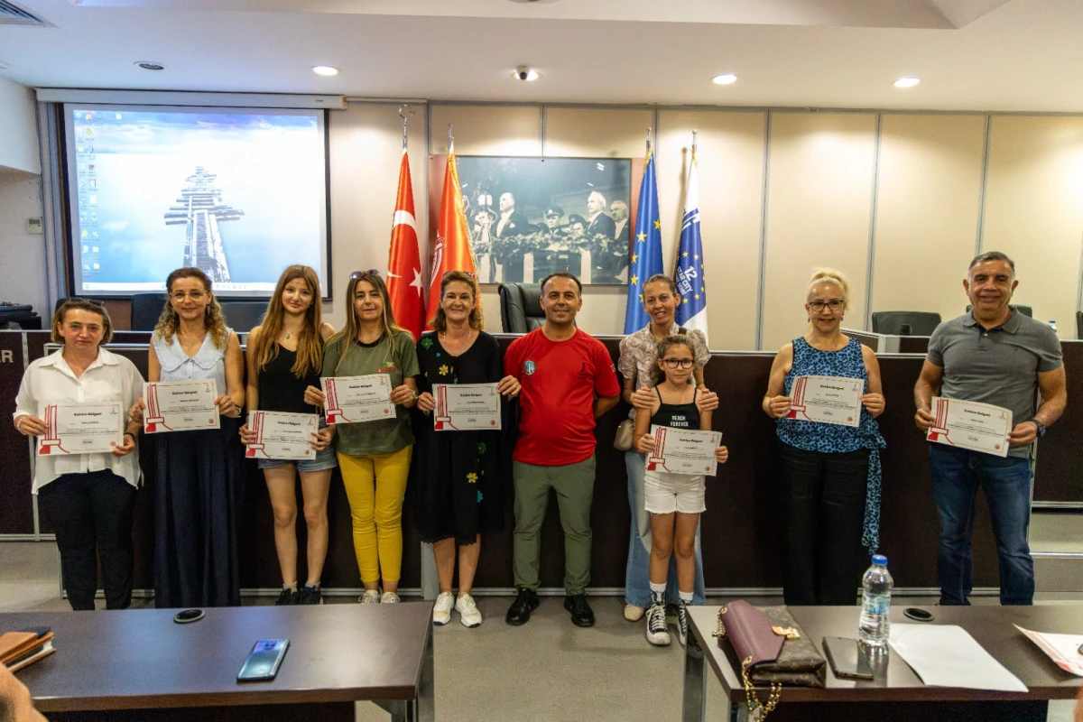 Karşıyaka’nın “Mahalle Afet Gönüllüleri” hayat kurtaracak