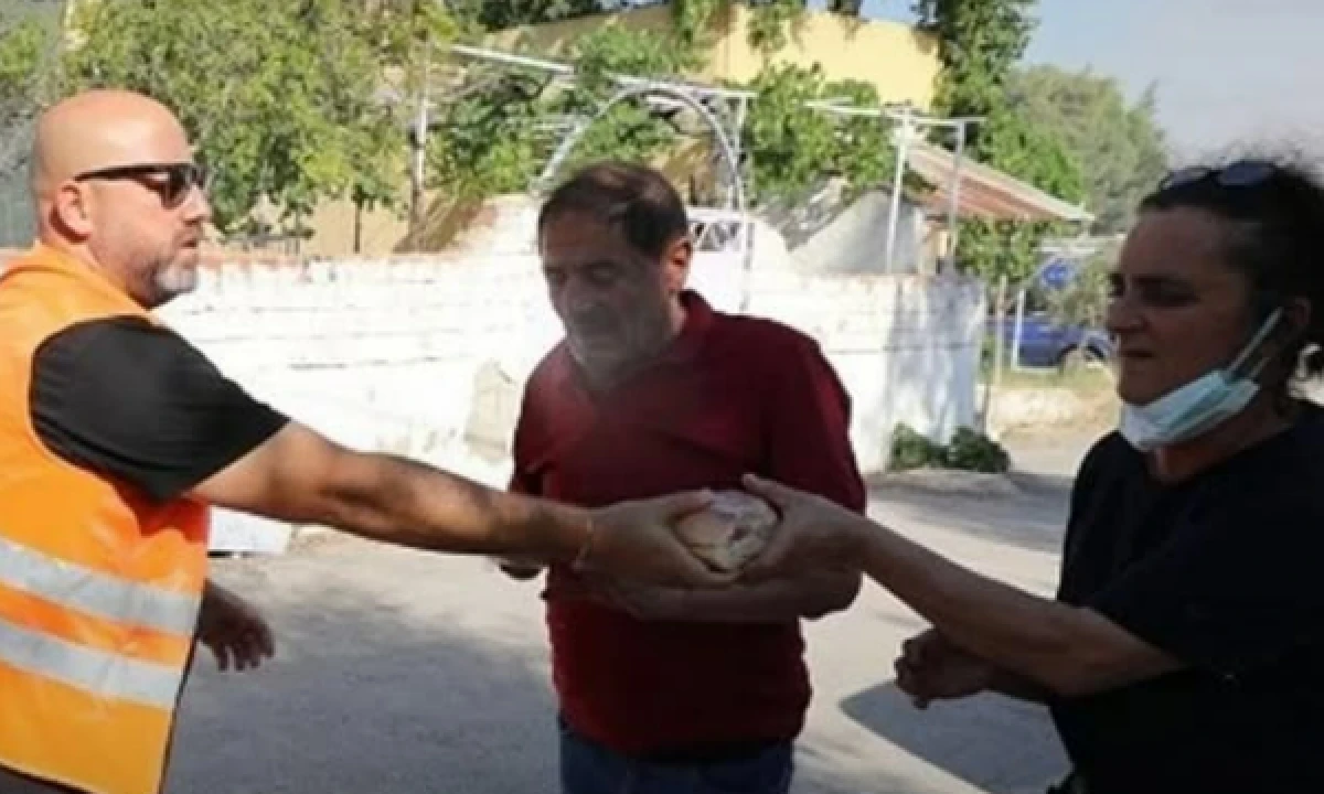 Menderes Belediyesi’nden Yangın Bölgesine Destek Eli