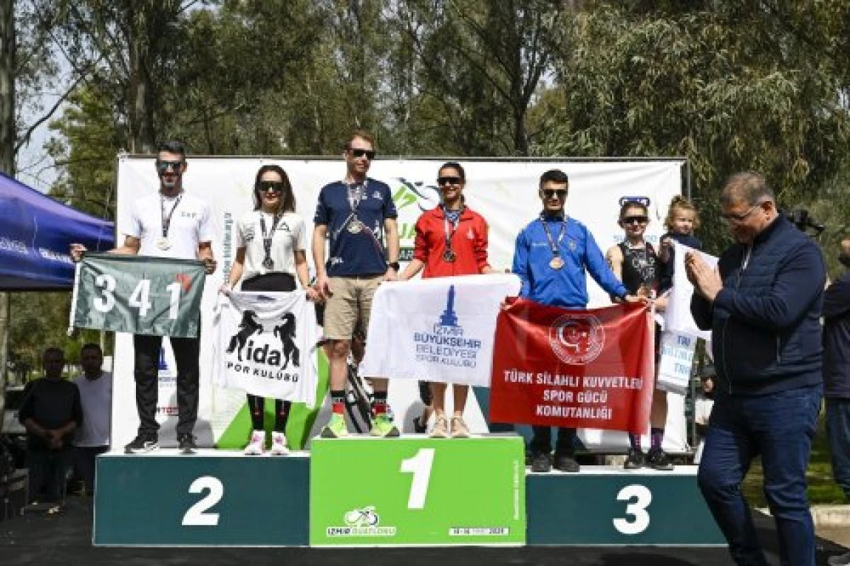 Triatlonda İzmir Rüzgârı: Büyükşehirli Sporculardan Ulusal ve Uluslararası Başarılar