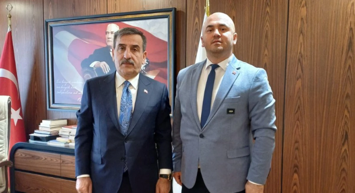 Türk Büro-Sen’den 657 için kritik talep