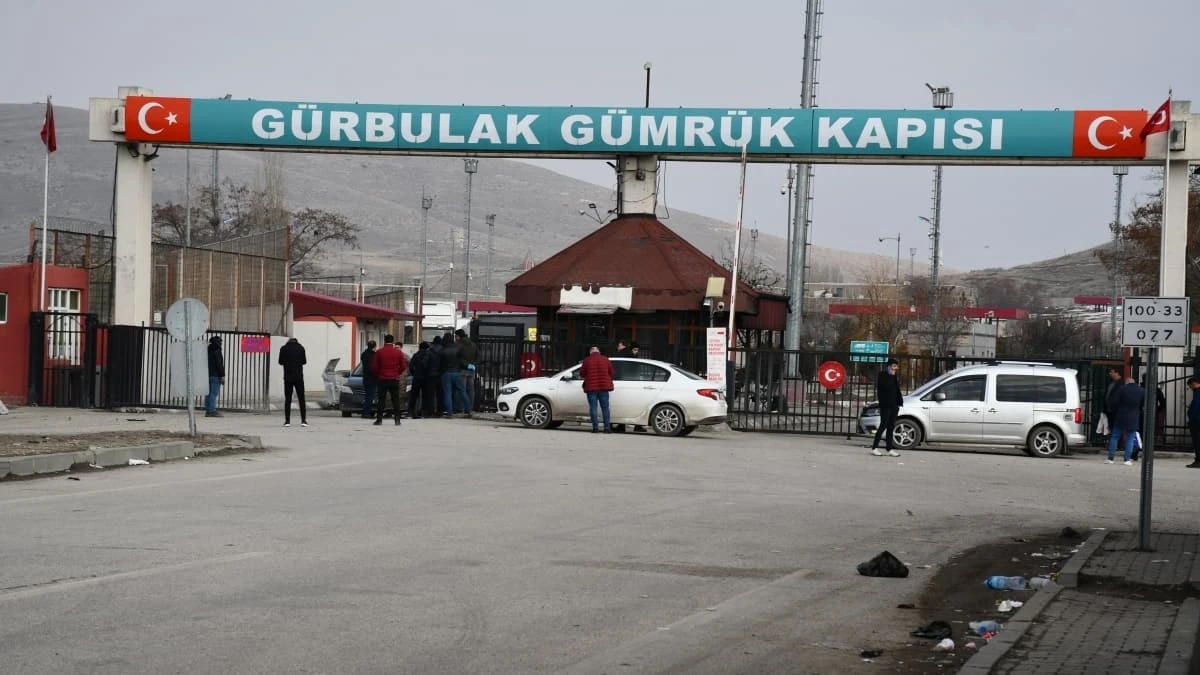 Türkiye'ye yeni göç dalgası! İranlılar Türkiye'ye sığınıyor!