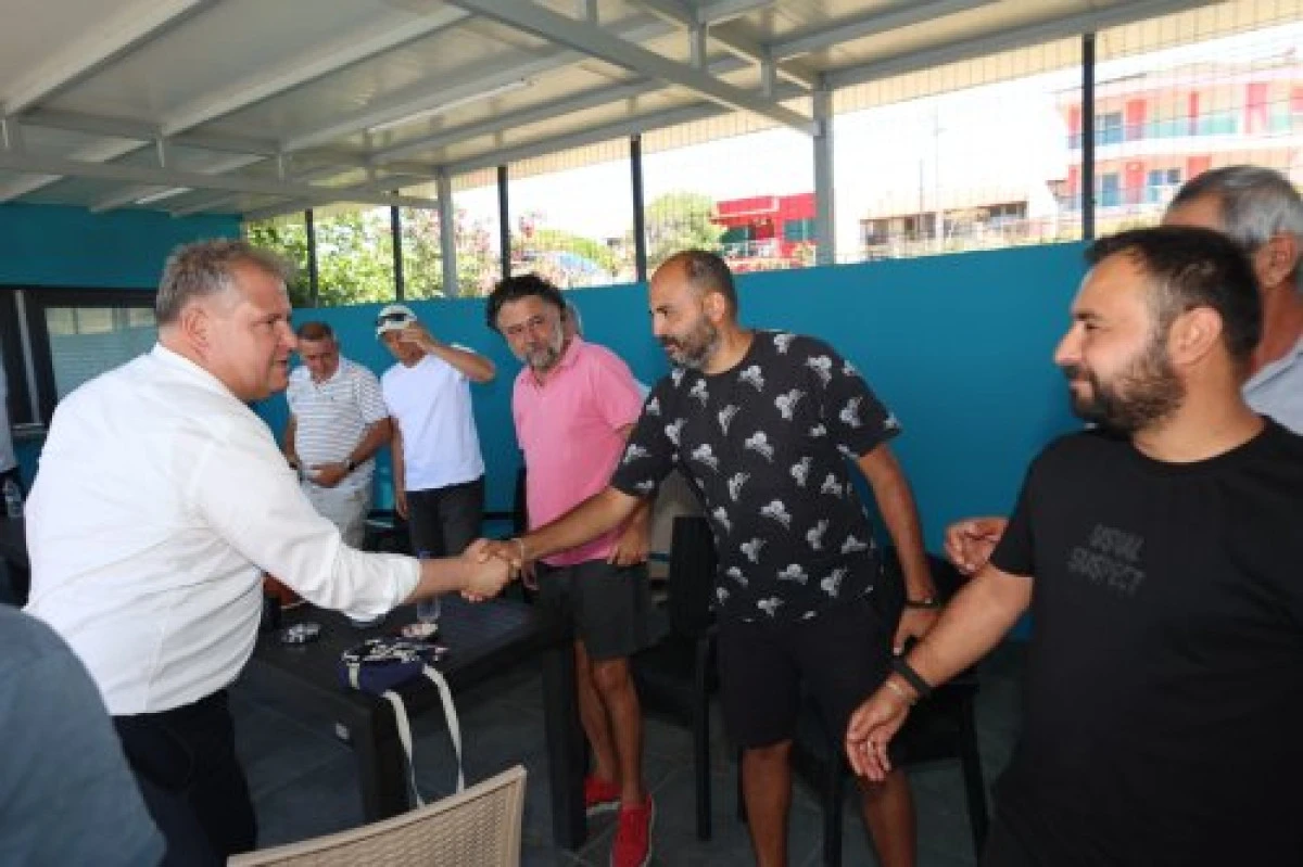 Urla Belediye Başkanı Balkan’dan balıkçılara destek ziyareti