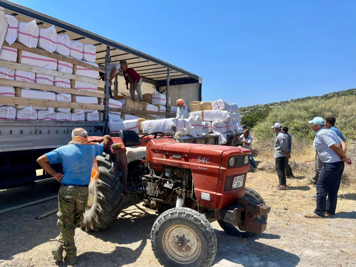 Urla Belediyesi’nden Can Suyu: 19 Ton Saman Desteği