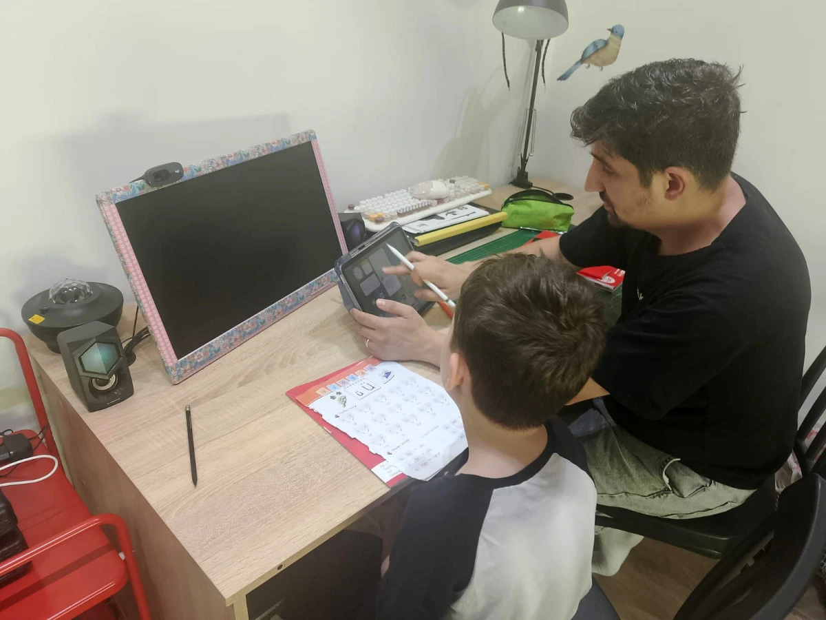 Yurt Dışında Yaşayan Türk Çocuklarına  Online Türkçe Desteği